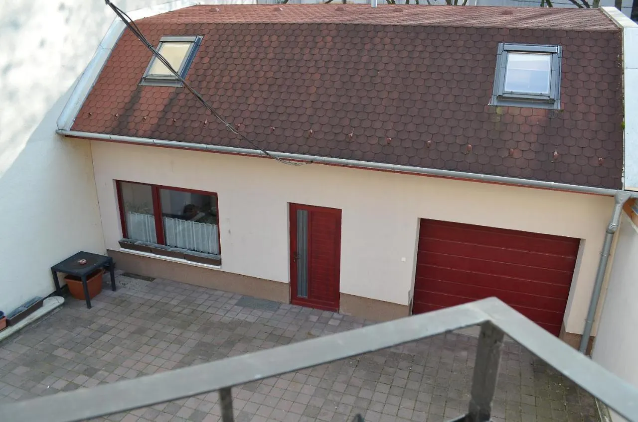 Bed and Breakfast Holdfenyszallas Segedín Bed & Breakfast